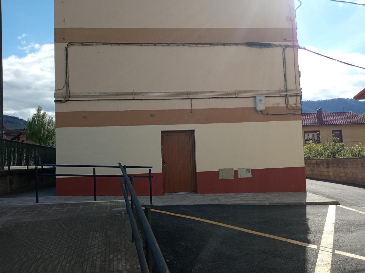 Eguretxea Apartment Llodio Exterior photo
